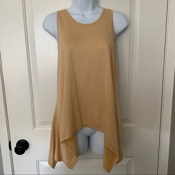 NWOT BCBGeneration Ribbed Knit Twist Back Tank - Picture 2 of 9